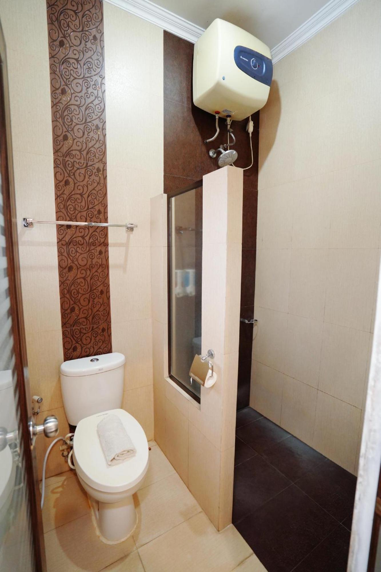 D Ajenk Boutique Guesthouse Kejayan Esterno foto
